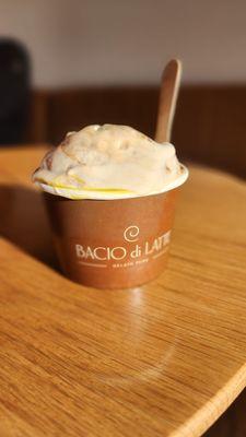 Crema Torino with pistachio and hazelnuts