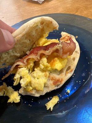 Missing cheese and bacon isn't crispy. Waste of money.