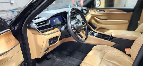 Visibly Clean Expert Detailing Center