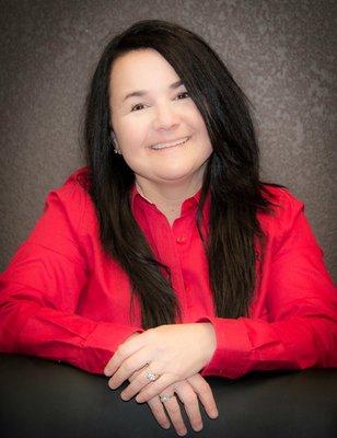 Laca O., Administrator