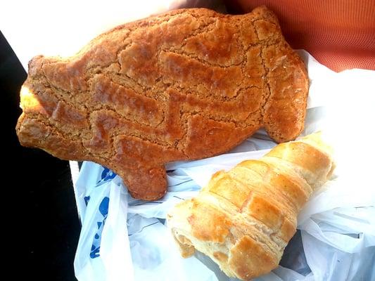 How could I not eat a swine shaped cookie!