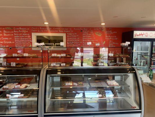 Daddy's Donuts and Bake Shop
