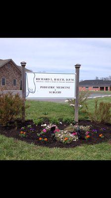 Easy to read sign in front of Dr. Richard Rauch's office @ 123 Health Care Lane. Martinsburg, WW 25401