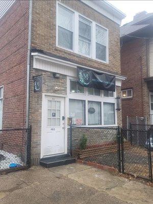 Mechenn's Hair Studio