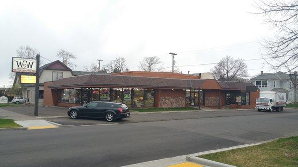 Located On The Corner Of Park & Main. Walla Walla