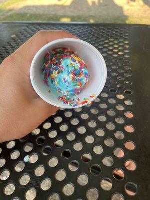 Ordered a medium soft serve and filled the cup up barely halfway. Unacceptable!