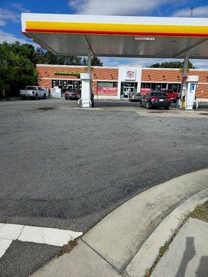 Shell Eagle Market