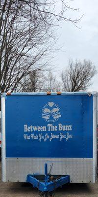 Between the Bunz