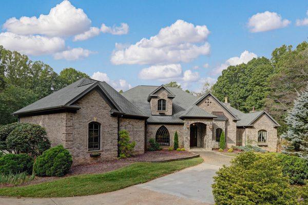 7809 Gold Ridge  Rd, Oak Ridge