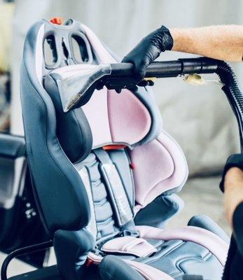 Kelly’s Kleaning Car Seats