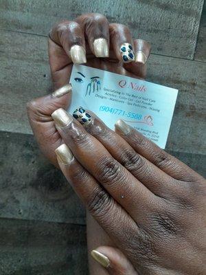 Q Nails