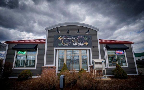 Cannabis Cured Medical Weed Dispensary Bangor