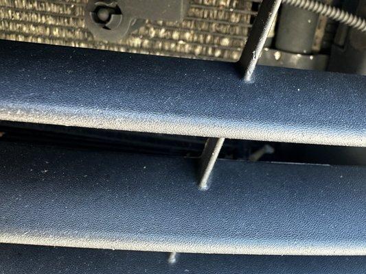 Does this look like a new radiator? Peep the cigarette bud left in there