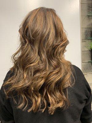 Tania's Hair Studio104