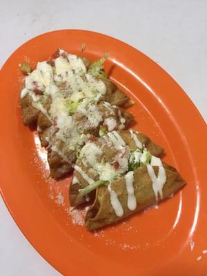 Hard shell chicken tacos