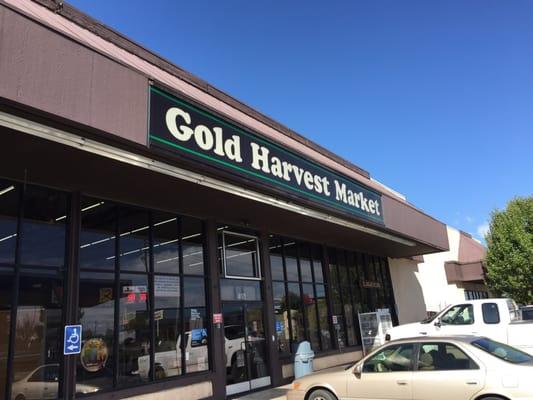 Gold Harvest Market