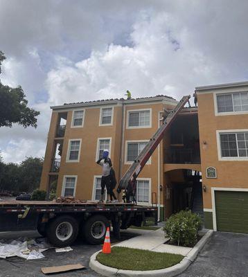 FL Pro Roofing & Solar