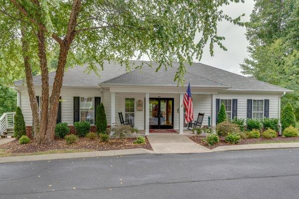 East Forest Park Apartments