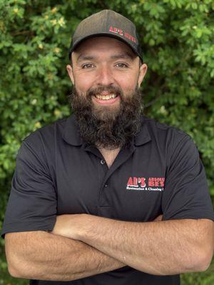 Hi, I am Shawn Sims owner and lead operator of Al's Absolute Best Restoration and Cleaning. My dad started the company over 31 years ago!!
