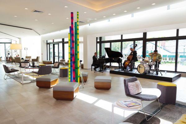 The Gallery at Art Ovation Live Music