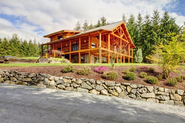 Velvet Ridge Lodging