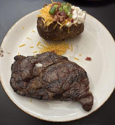 Cattlemen's Steakhouse and Lounge