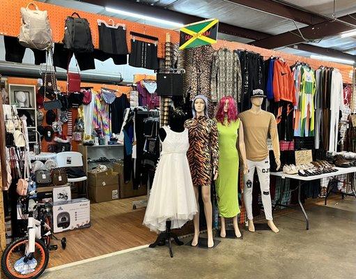 D&R Emporium