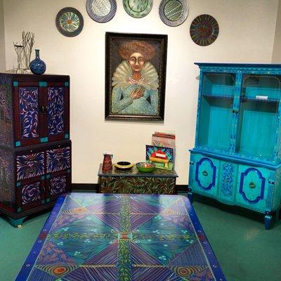 Hand Painted Furniture and Art by Jennifer Taylor