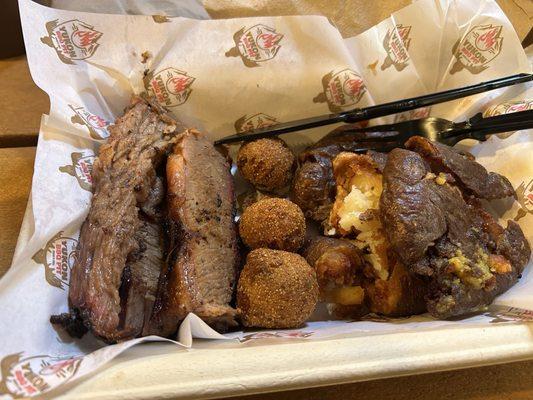 Yukon BBQ Pit