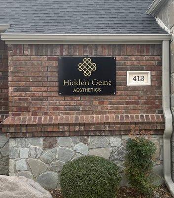 Hidden Gemz Aesthetics