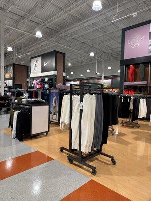 DICK'S Sporting Goods