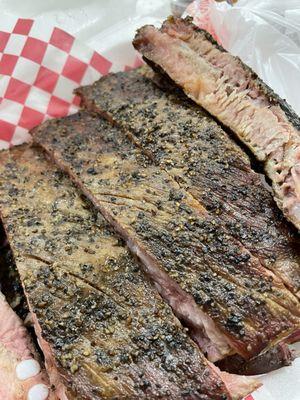 M & M Old Hickory Smokehouse