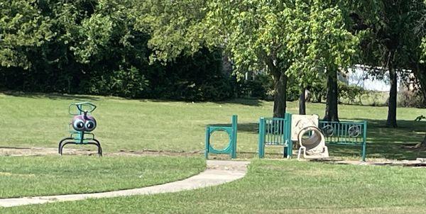 Rest areas and play things