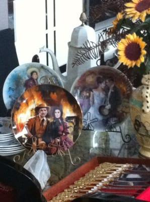 We have wonderful furniture and decor at the prices that suit you!