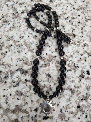 Nov 2020: From Sheri's Beads & Baubles-- she takes jewelry requests @ the market & will deliver there or elsewhere.