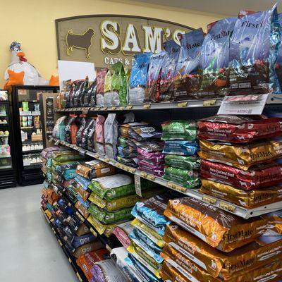 Sam's Cats and Dogs - 20016 Old Owen Road, Monroe WA