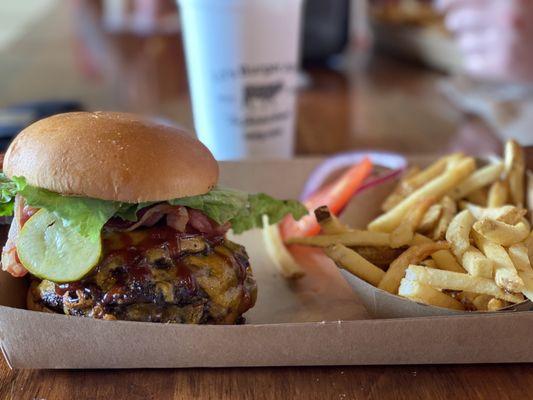 Ed's Burger Joint