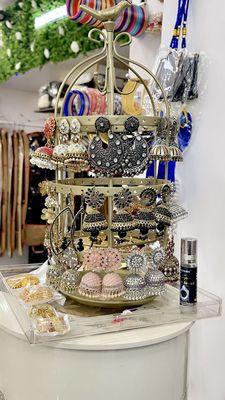 Selina Habibti Attire