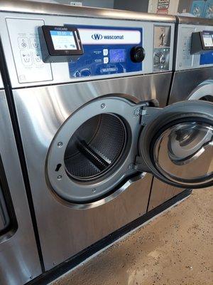 Had to hand rinse my clothes cause they did not rinse and they is no one here to help