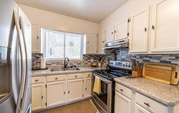 2 Friends and A Bucket Cleaning Services