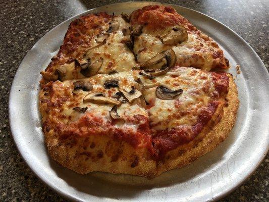 Small mushroom pizza - yuummm!
