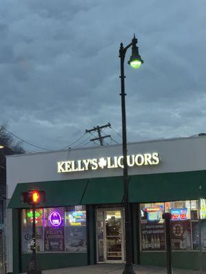 Kelly's Liquor Mart