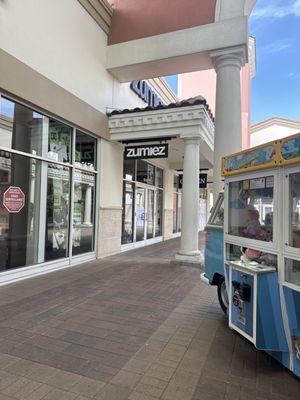 Skateshop at outlets