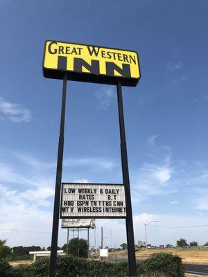 GREAT WESTERN INN-Newly renovated motel in fort worth TX