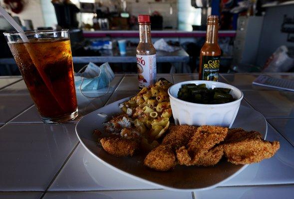 MoJo's catfish, bacon jalapeno mac n cheese, green beans. I love this place :-)!!!