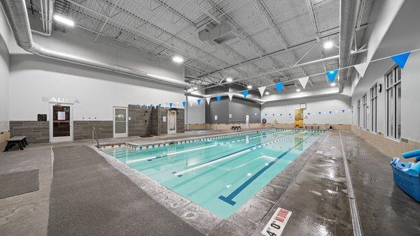 Pool, sauna, steam, & hot tub.