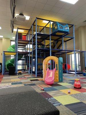 Great indoor playground and lots of fun toys!