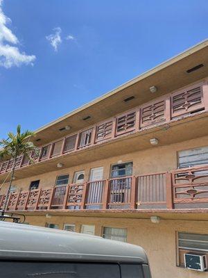 Top Seal Services Corp