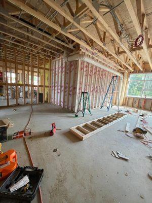 Mountain Rhinos Construction