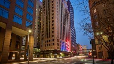 Renaissance Saint Elm Dallas Downtown Hotel